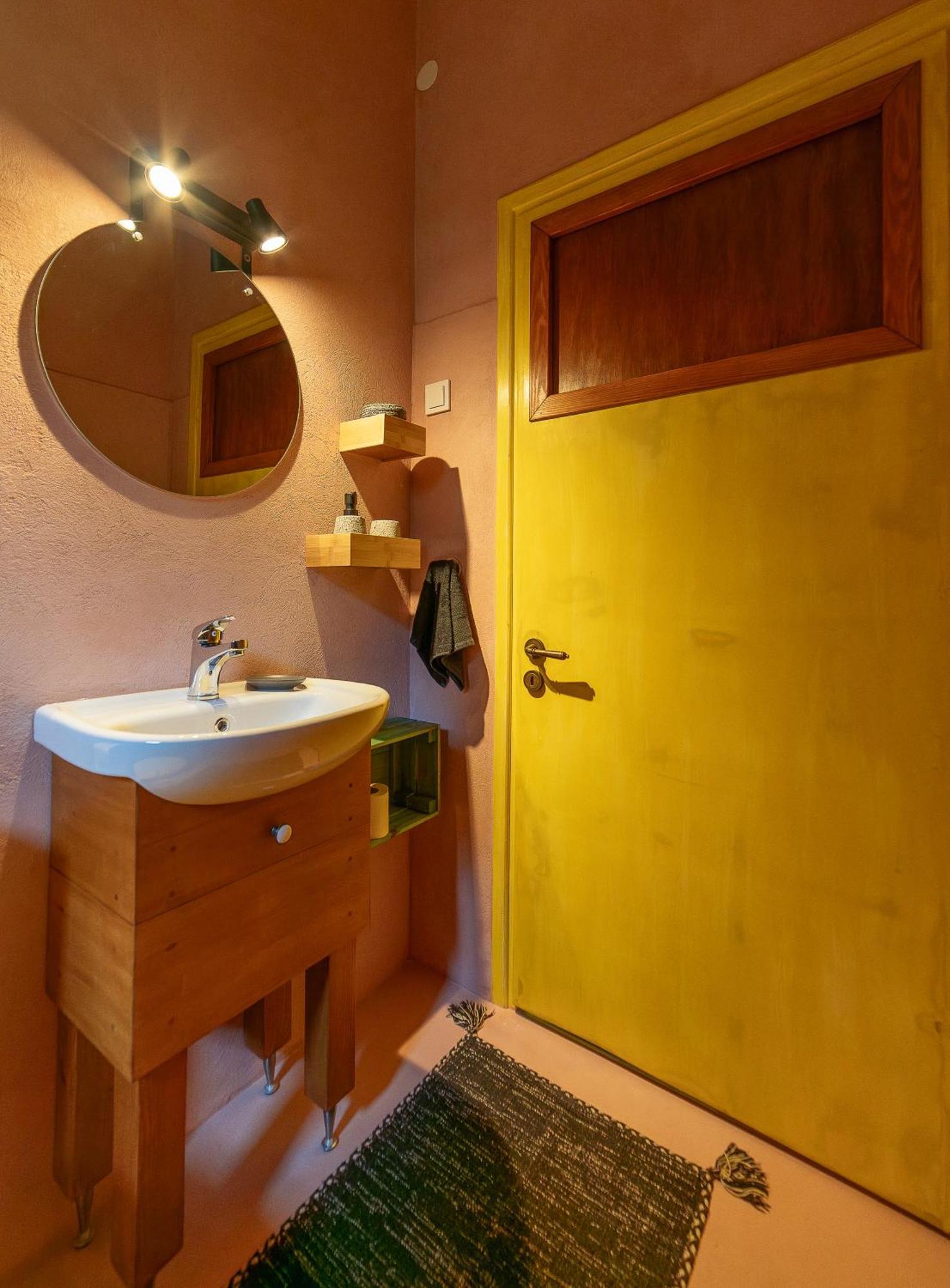 Antares Boutique Guesthouse Перама Экстерьер фото